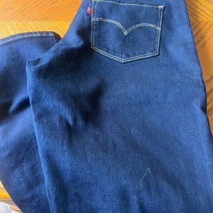 Levi’s new without tags. DARK skinny